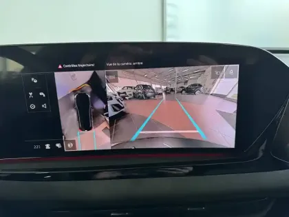 Photo 11 Audi A5  Avant e-hybrid 299 ch S tronic 7 Quattro