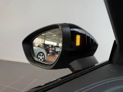 Photo 17 Audi A5  Avant e-hybrid 299 ch S tronic 7 Quattro