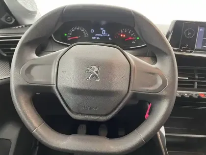 Photo 22 Peugeot 208  PureTech 75 S&S BVM5