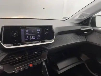 Photo 28 Peugeot 208  PureTech 75 S&S BVM5