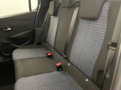 Photo 43 Peugeot 208  PureTech 75 S&S BVM5