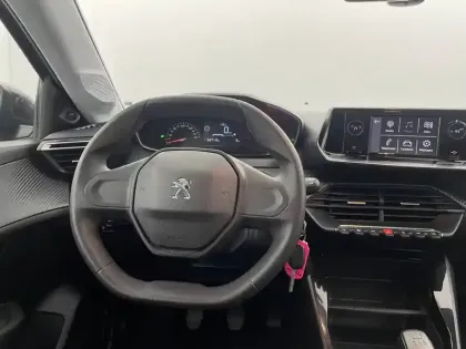 Photo 50 Peugeot 208  PureTech 75 S&S BVM5