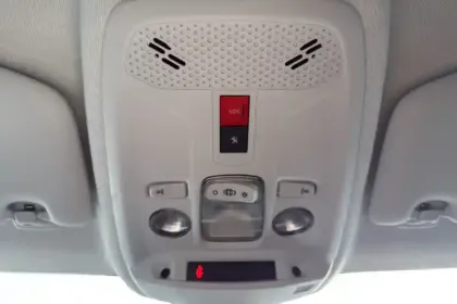 Photo 29 Peugeot 208  PureTech 75 S&S BVM5