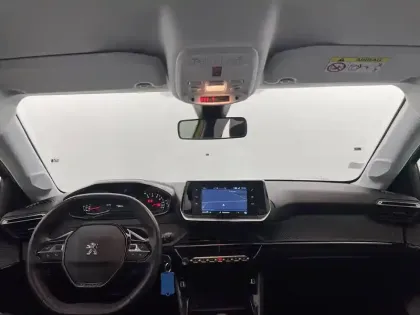 Photo 60 Peugeot 208  PureTech 75 S&S BVM5