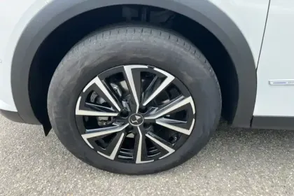 Photo 11 DS DS 3  Hybride 136 e-DCT6