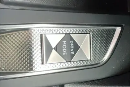 Photo 25 DS DS 3  Hybride 136 e-DCT6