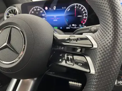 Photo 23 Mercedes GLA  250 e 8G-DCT