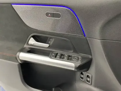 Photo 24 Mercedes GLA  250 e 8G-DCT