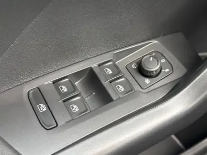 Photo 23 Volkswagen T-cross  1.0 TSI 116 Start/Stop DSG7