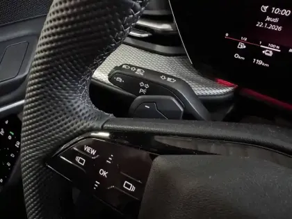 Photo 26 Audi Q5  e-hybrid 299 ch S tronic 7 Quattro