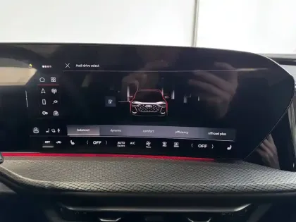 Photo 24 Audi Q5  e-hybrid 299 ch S tronic 7 Quattro