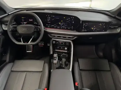 Photo 9 Audi Q5  e-hybrid 299 ch S tronic 7 Quattro