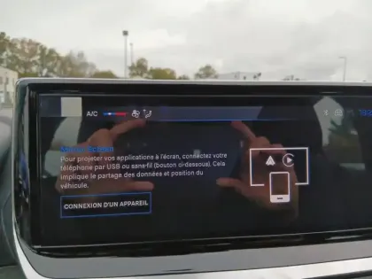 Photo 38 Peugeot 208  Hybrid 110 e-DCS6