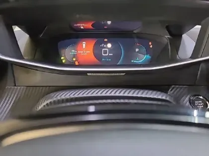 Photo 9 Peugeot 2008  PureTech 130 S&S EAT8