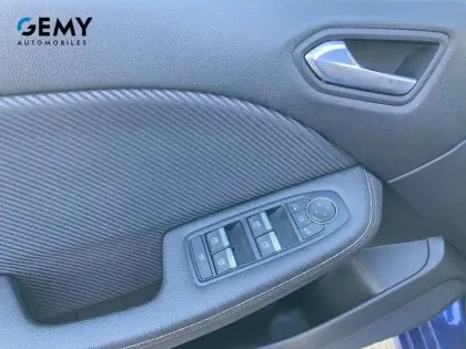 Photo 11 Renault Clio  E-Tech 140