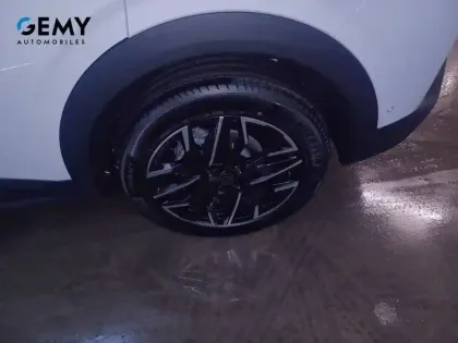 Photo 28 Peugeot 3008  Hybrid 145 e-DCS6