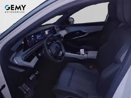 Photo 8 Peugeot 3008  Hybrid 145 e-DCS6