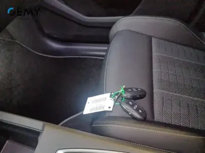 Photo 52 Peugeot 3008  Hybrid 145 e-DCS6