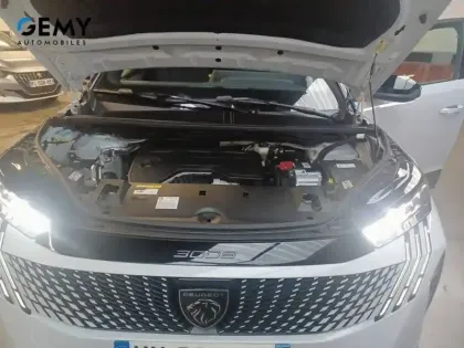 Photo 29 Peugeot 3008  Hybrid 145 e-DCS6