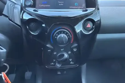 Photo 14 Peugeot 108  VTi 72ch S&S BVM5