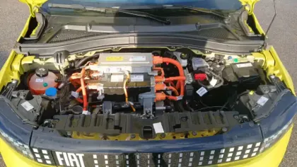 Photo 15 Fiat Grande Panda  e 83 ch