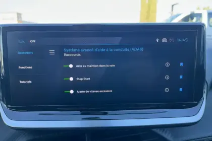 Photo 77 Peugeot 2008  PureTech 100 S&S BVM6