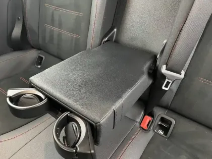 Photo 27 Mercedes Classe A  180 7G-DCT