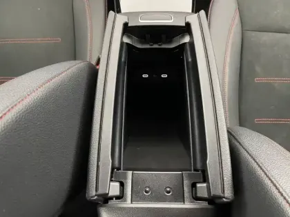 Photo 26 Mercedes Classe A  180 7G-DCT