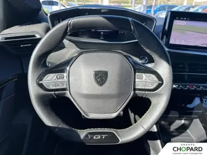 Photo 98 Peugeot 208  PureTech 100 S&S BVM6