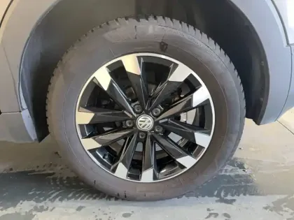 Photo 12 Volkswagen T-cross  1.0 TSI 115 Start/Stop DSG7