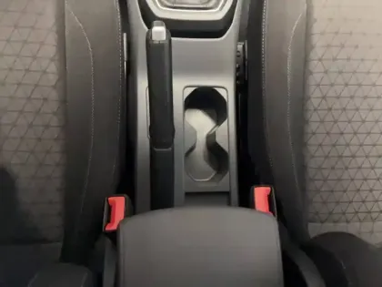 Photo 35 Volkswagen T-cross  1.0 TSI 115 Start/Stop DSG7