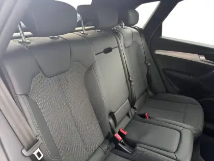 Photo 37 Audi Q5  55 TFSIe 367 S tronic 7 Quattro