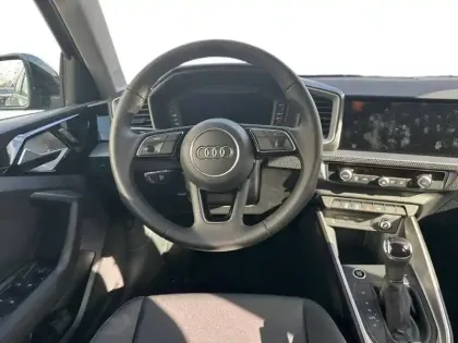 Photo 11 Audi A1  Sportback 30 TFSI 116 ch S tronic 7