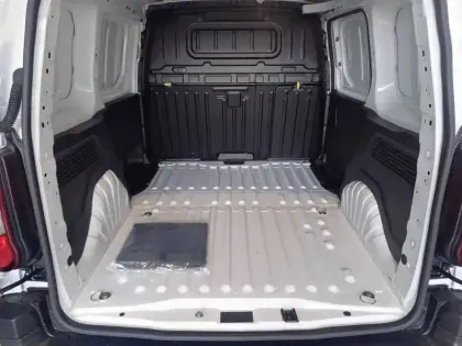 Photo 26 Peugeot Partner  FOURGON M 650 KG BLUEHDI 100 S&S BVM6