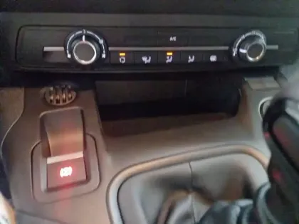 Photo 19 Peugeot Partner  FOURGON M 650 KG BLUEHDI 100 S&S BVM6