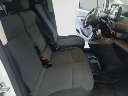 Photo 32 Peugeot Partner  FOURGON M 650 KG BLUEHDI 100 S&S BVM6