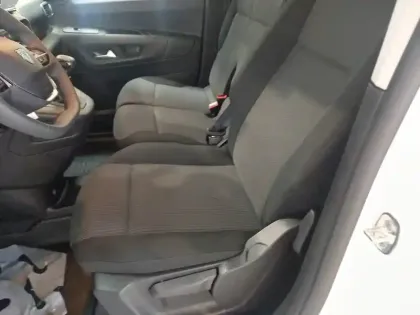 Photo 10 Peugeot Partner  FOURGON M 650 KG BLUEHDI 100 S&S BVM6