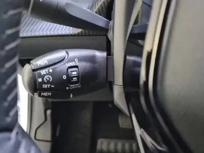 Photo 25 Peugeot 208  Electrique 50 kWh 136ch