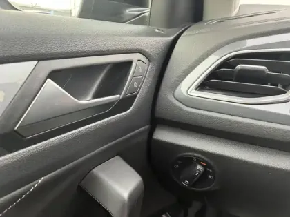 Photo 22 Volkswagen T-roc  1.5 TSI EVO 150 Start/Stop DSG7