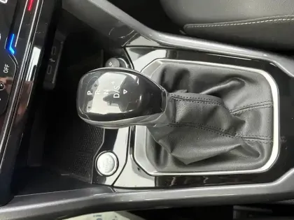 Photo 20 Volkswagen T-roc  1.5 TSI EVO 150 Start/Stop DSG7