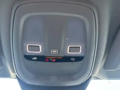 Photo 31 Volvo V60  B4 197 ch DCT7