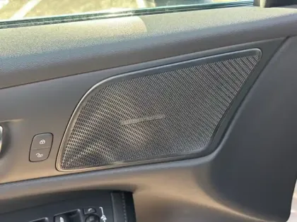 Photo 11 Volvo V60  B4 197 ch DCT7