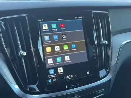 Photo 20 Volvo V60  B4 197 ch DCT7