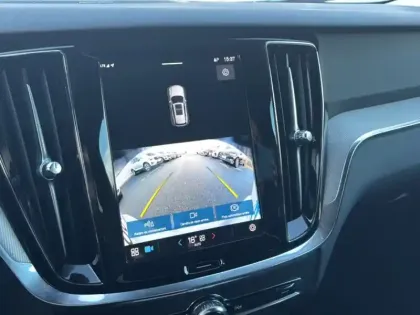 Photo 23 Volvo V60  B4 197 ch DCT7