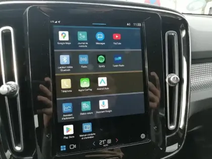 Photo 17 Volvo Xc40  P8 Recharge AWD 408 ch 1EDT