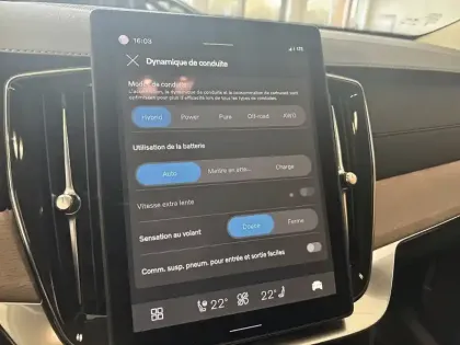 Photo 11 Volvo Xc90  T8 AWD Hybride Rechargeable 455 ch Geartronic 8 7pl