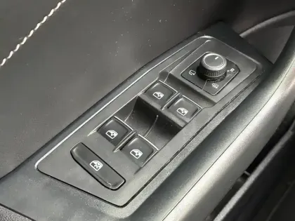 Photo 24 Volkswagen T-roc  2.0 TDI 150 Start/Stop DSG7