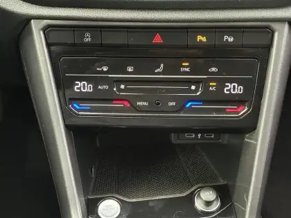 Photo 18 Volkswagen T-roc  2.0 TDI 150 Start/Stop DSG7