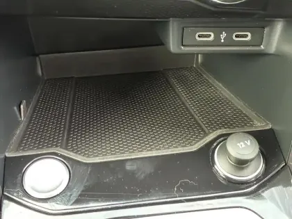 Photo 14 Volkswagen T-roc  2.0 TDI 150 Start/Stop DSG7