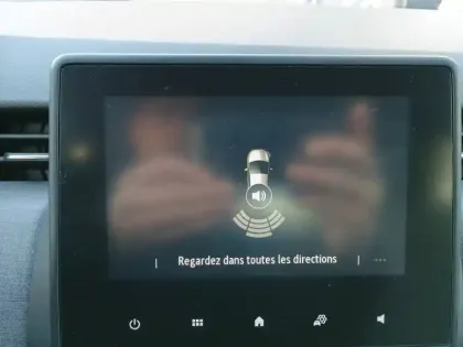 Photo 18 Renault Clio  SCe 65